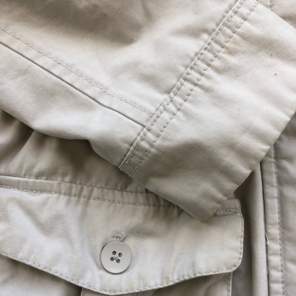 3/$20 ⭐️Closet clear out⭐️  - Gap youth jacket XL women’s size (XS/S) - Picture 3 of 7